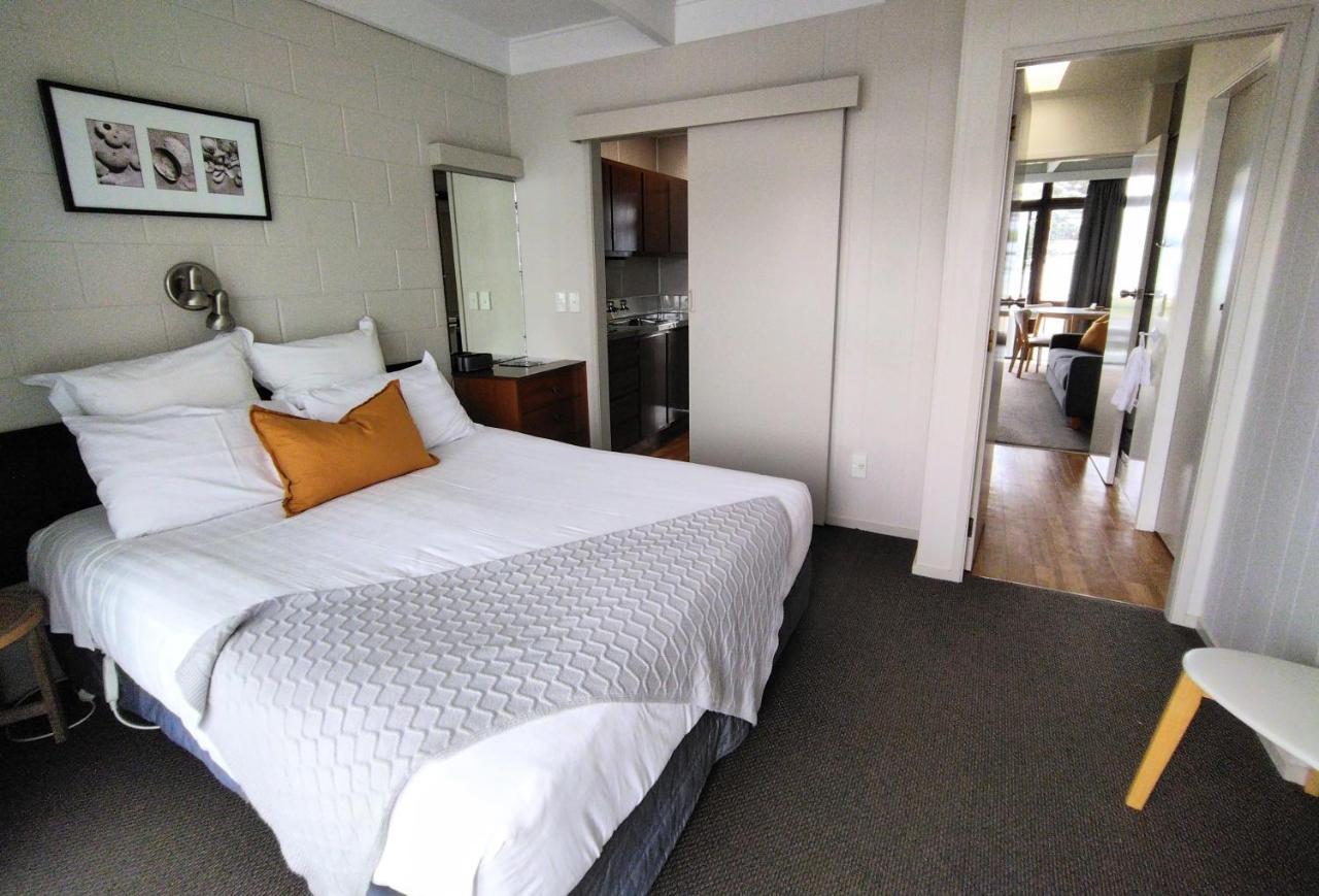 Whispering Sands Beachfront Motel Gisborne Exteriér fotografie