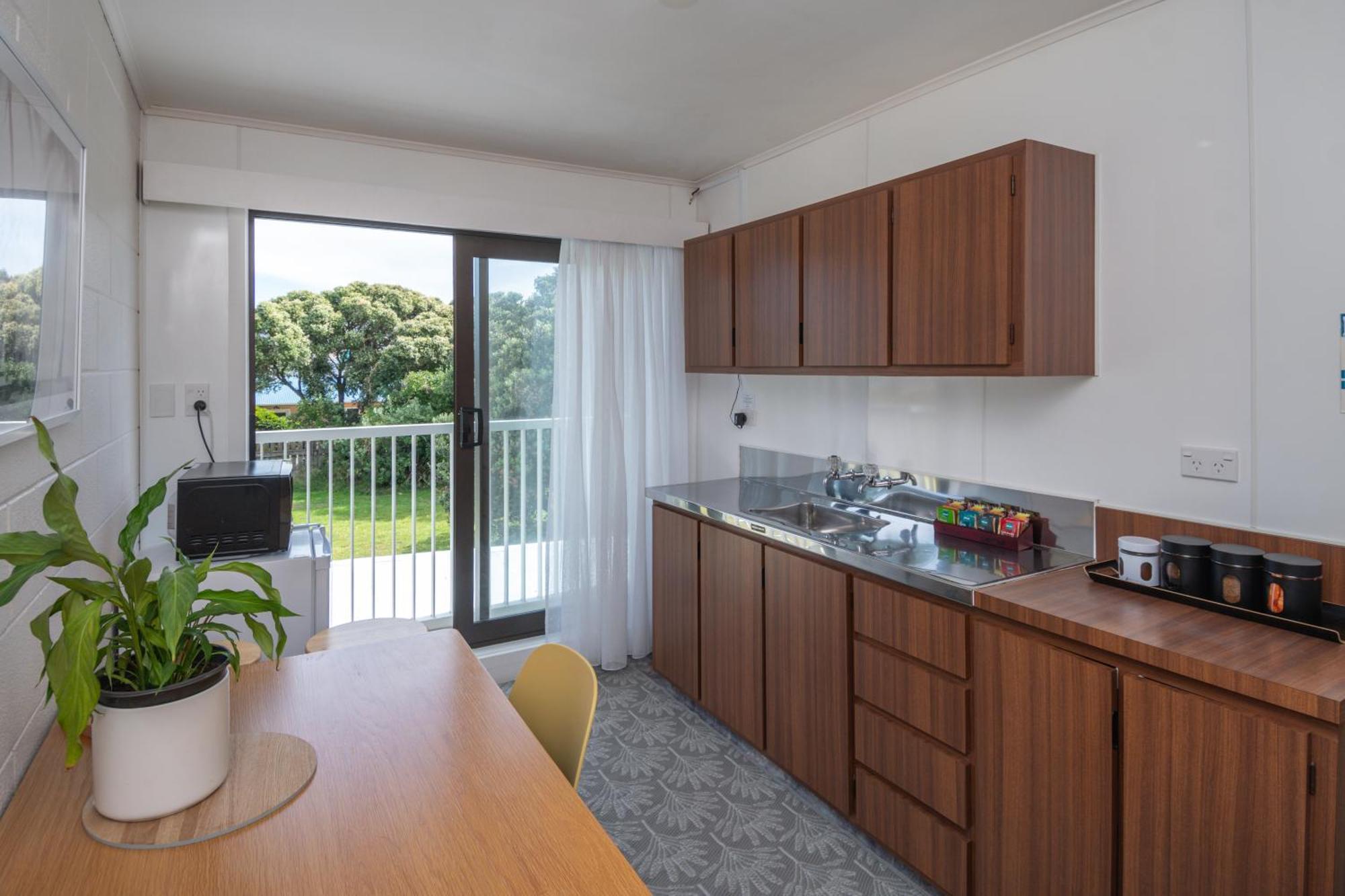 Whispering Sands Beachfront Motel Gisborne Exteriér fotografie
