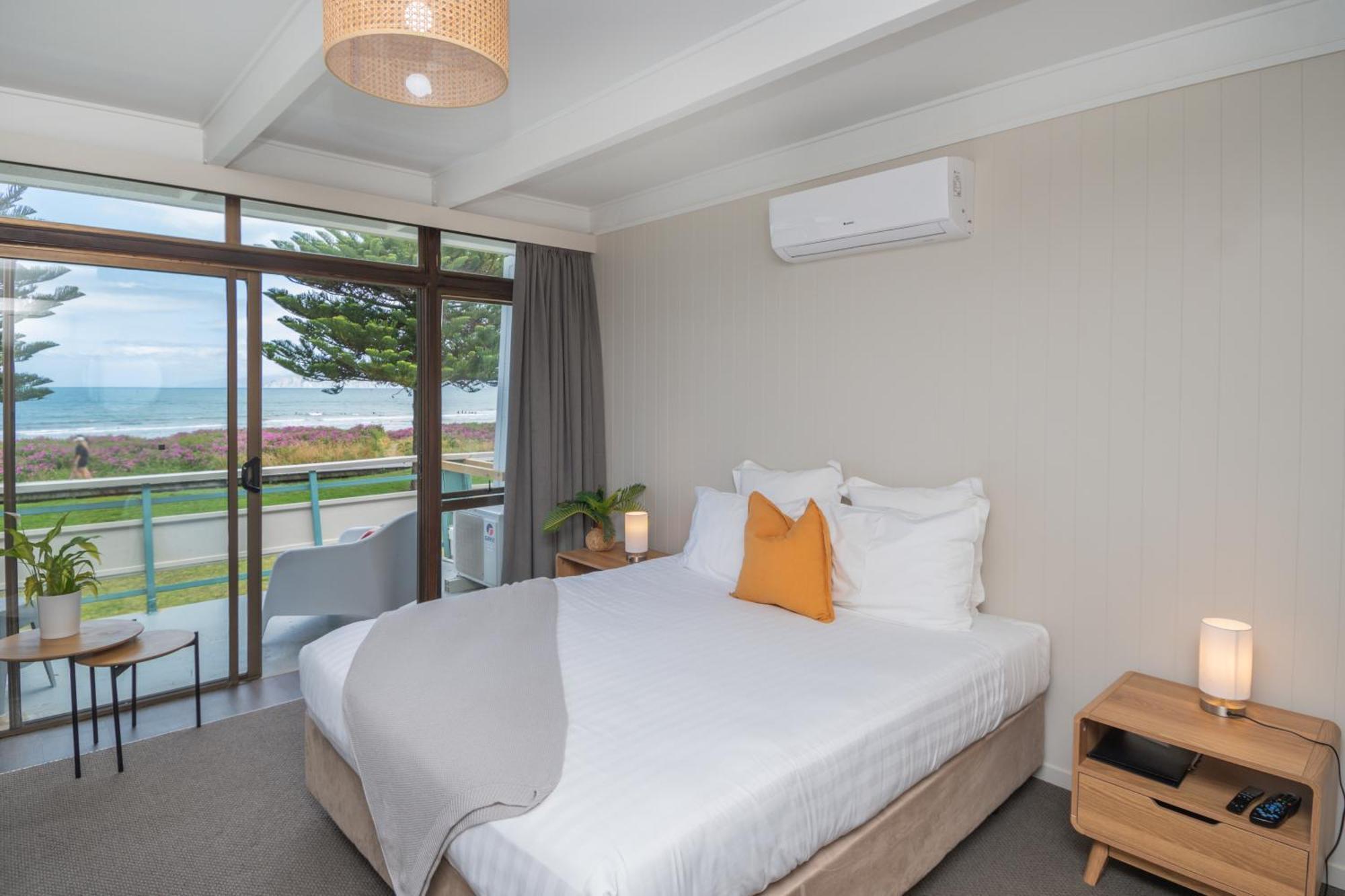 Whispering Sands Beachfront Motel Gisborne Exteriér fotografie