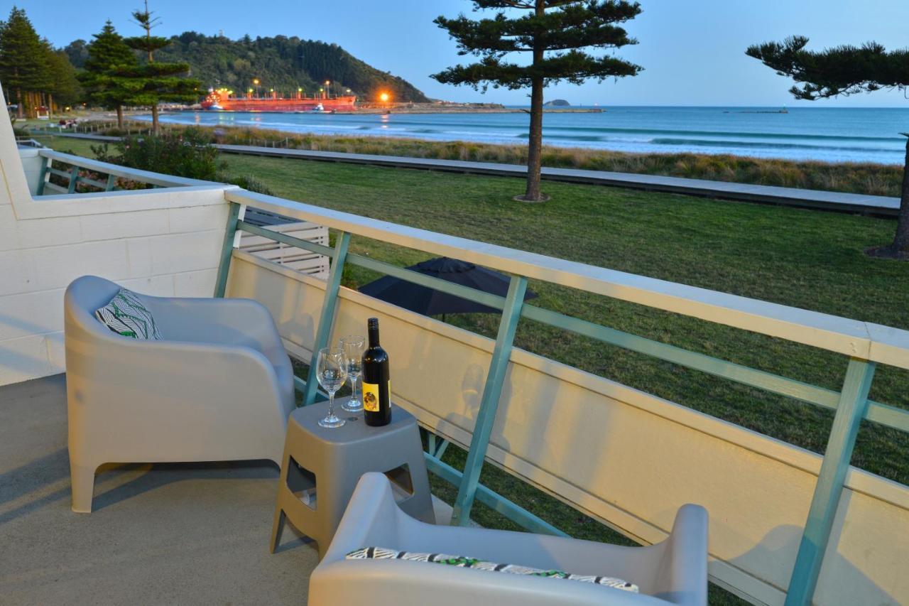 Whispering Sands Beachfront Motel Gisborne Exteriér fotografie