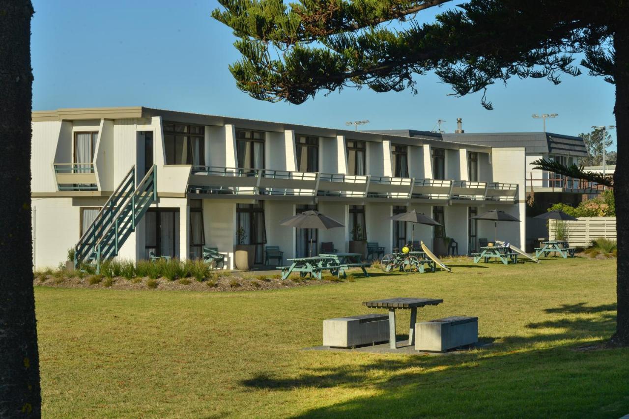 Whispering Sands Beachfront Motel Gisborne Exteriér fotografie